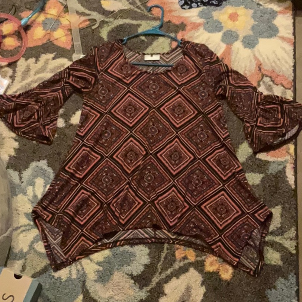 Bobbie Brooks Geometric Patterned Blouse - Red and Black